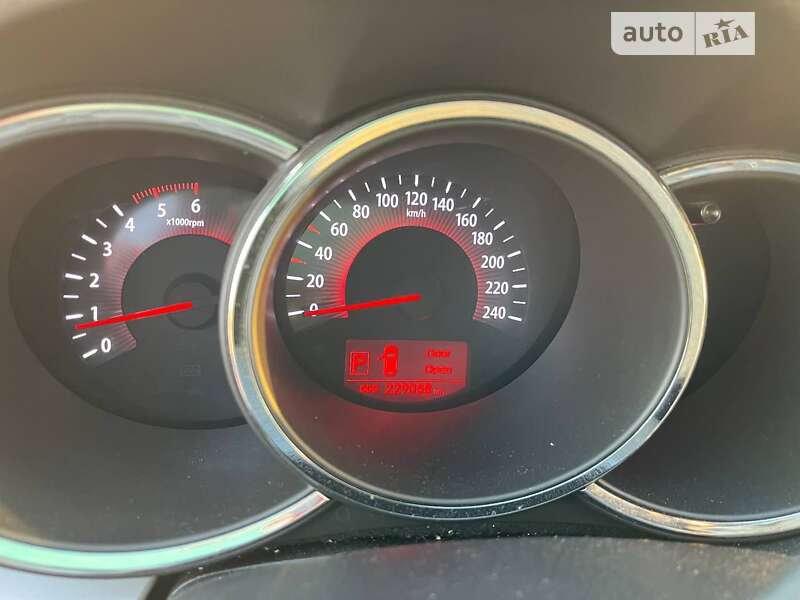 Внедорожник / Кроссовер Kia Sorento 2009 в Нетешине