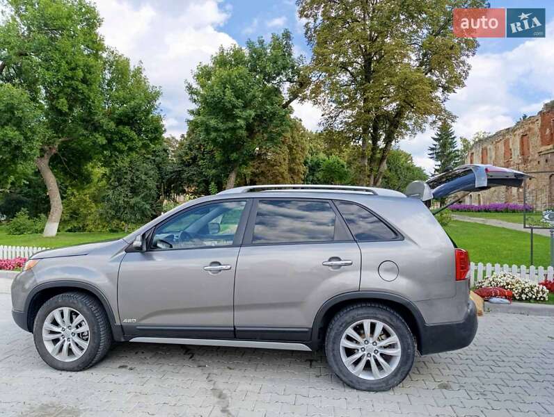Внедорожник / Кроссовер Kia Sorento 2009 в Бережанах