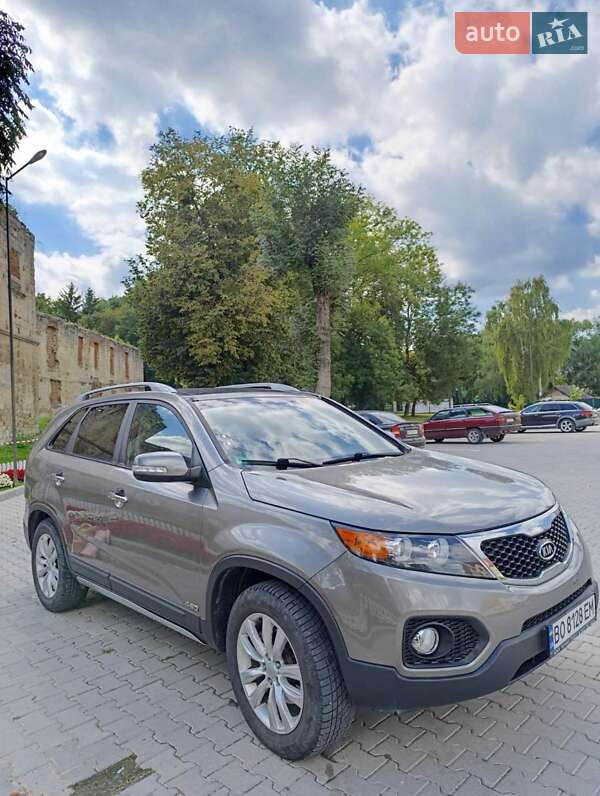 Внедорожник / Кроссовер Kia Sorento 2009 в Бережанах