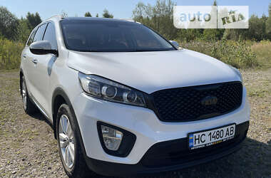 Позашляховик / Кросовер Kia Sorento 2016 в Львові