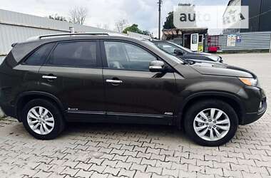 Внедорожник / Кроссовер Kia Sorento 2011 в 