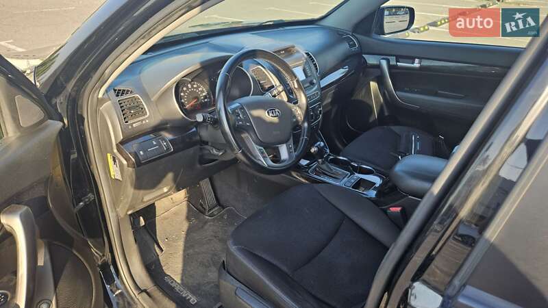 Позашляховик / Кросовер Kia Sorento 2013 в Дніпрі