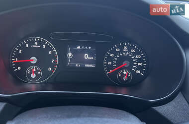 Внедорожник / Кроссовер Kia Sorento 2016 в 