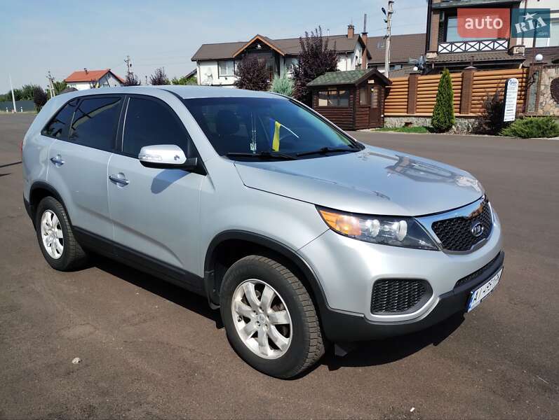 Внедорожник / Кроссовер Kia Sorento 2011 в Киеве