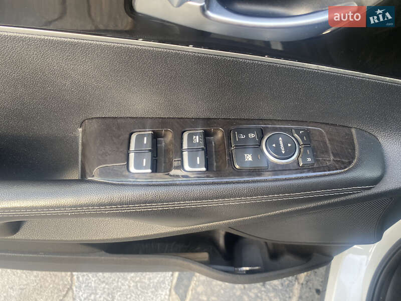 Внедорожник / Кроссовер Kia Sorento 2015 в Фастове