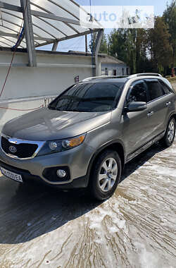 Внедорожник / Кроссовер Kia Sorento 2011 в Глухове