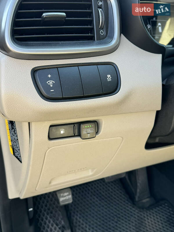 Внедорожник / Кроссовер Kia Sorento 2015 в Сумах фото 10 Внедорожник / Кроссовер Kia Sorento 2015 в Сумах