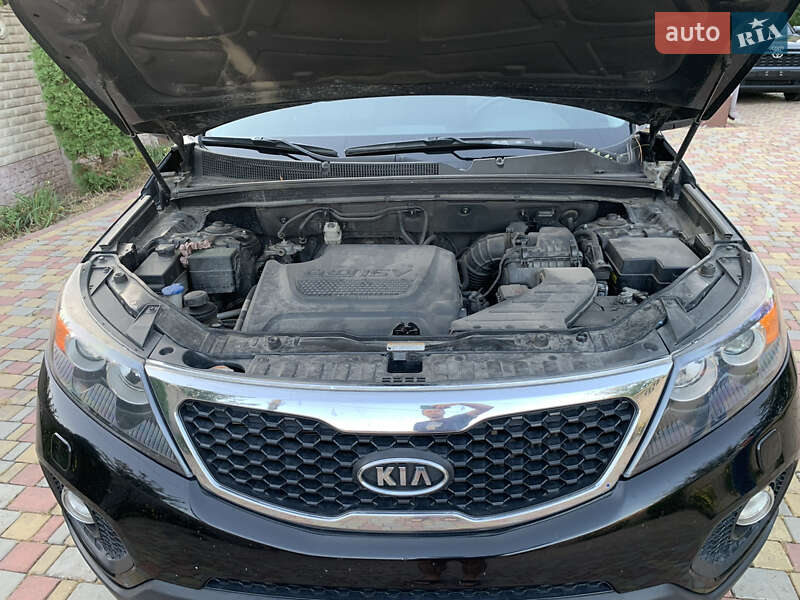 Внедорожник / Кроссовер Kia Sorento 2012 в Харькове
