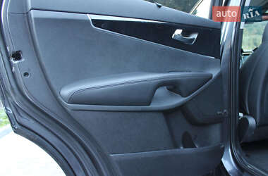 Позашляховик / Кросовер Kia Sorento 2015 в 