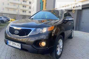 Позашляховик / Кросовер Kia Sorento 2010 в Івано-Франківську