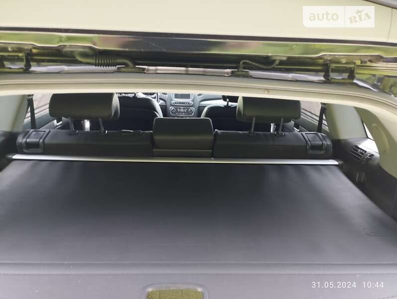 Позашляховик / Кросовер Kia Sorento 2013 в Переяславі