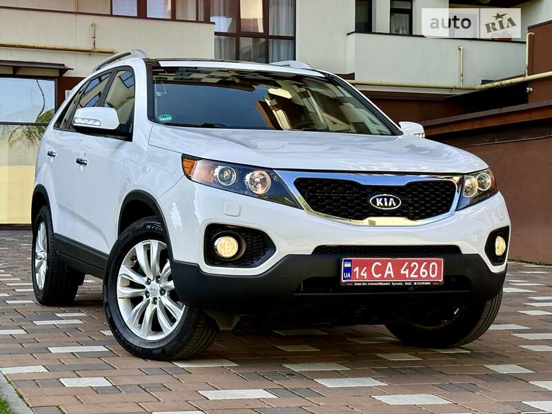 Внедорожник / Кроссовер Kia Sorento 2010 в Стрые