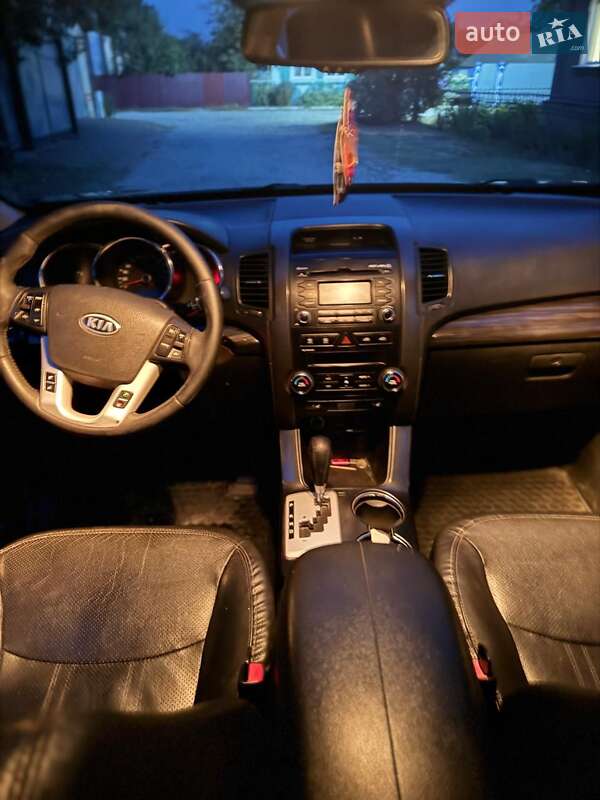 Позашляховик / Кросовер Kia Sorento 2011 в Сумах