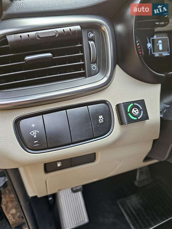 Позашляховик / Кросовер Kia Sorento 2015 в Харкові фото 24 Позашляховик / Кросовер Kia Sorento 2015 в Харкові