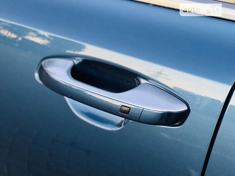 Внедорожник / Кроссовер Kia Sorento 2020 в Киеве