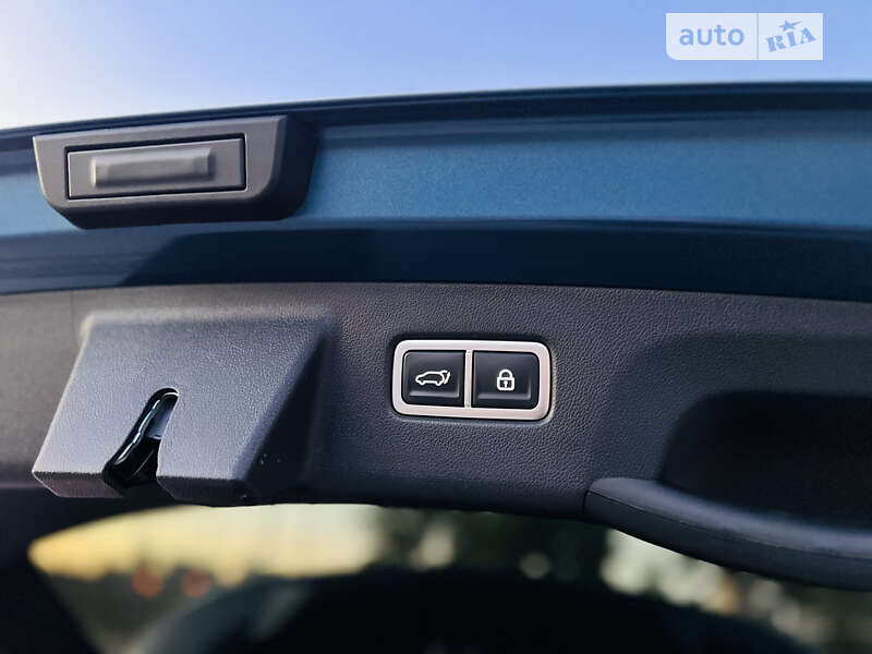 Внедорожник / Кроссовер Kia Sorento 2020 в Киеве