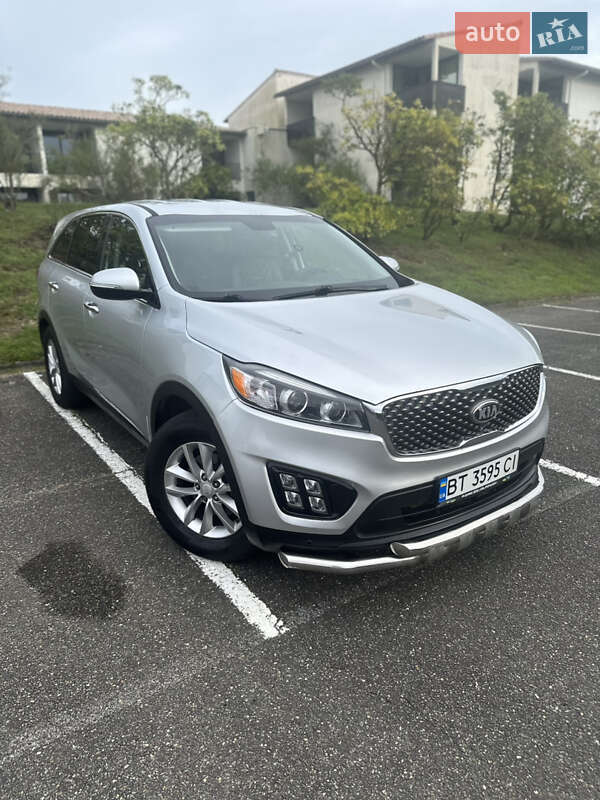 Позашляховик / Кросовер Kia Sorento 2016 в Херсоні