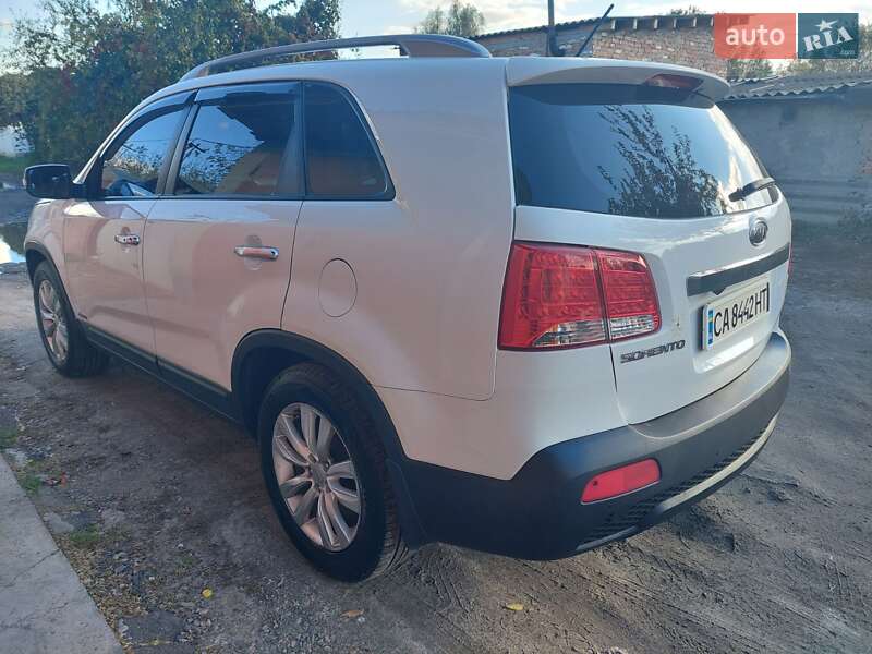 Внедорожник / Кроссовер Kia Sorento 2010 в Золотоноше