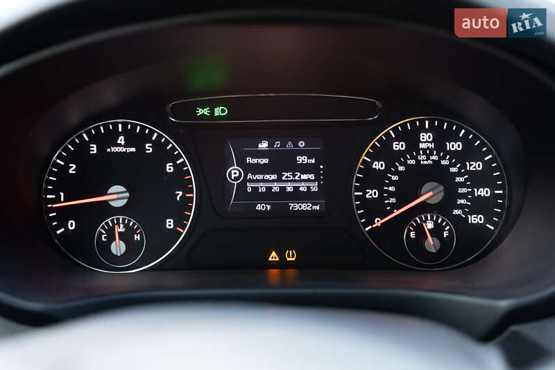 Позашляховик / Кросовер Kia Sorento 2015 в Львові