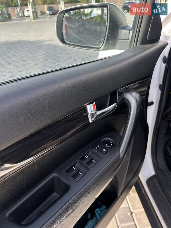 Позашляховик / Кросовер Kia Sorento 2011 в Кропивницькому