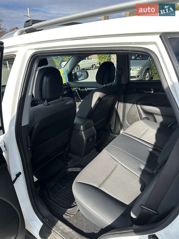 Позашляховик / Кросовер Kia Sorento 2011 в Кропивницькому