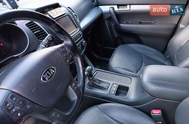 Внедорожник / Кроссовер Kia Sorento 2014 в 
