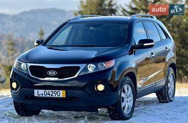 Внедорожник / Кроссовер Kia Sorento 2010 в Межгорье