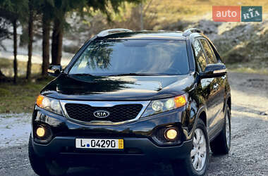 Внедорожник / Кроссовер Kia Sorento 2010 в Межгорье