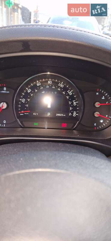 Внедорожник / Кроссовер Kia Sorento 2015 в Ивано-Франковске фото 3 Внедорожник / Кроссовер Kia Sorento 2015 в Ивано-Франковске