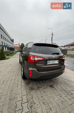 Внедорожник / Кроссовер Kia Sorento 2014 в Здолбунове