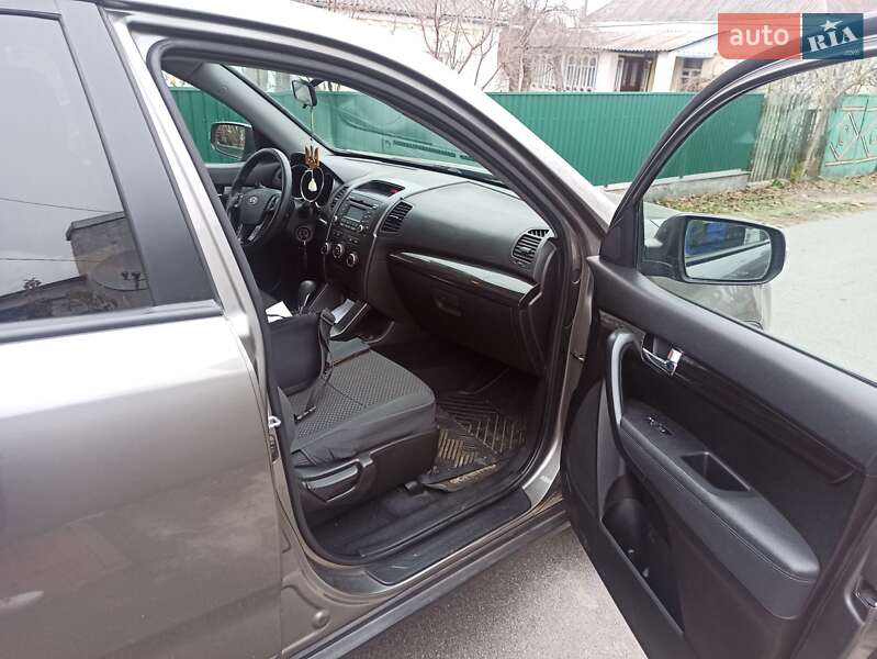 Внедорожник / Кроссовер Kia Sorento 2013 в Мироновке