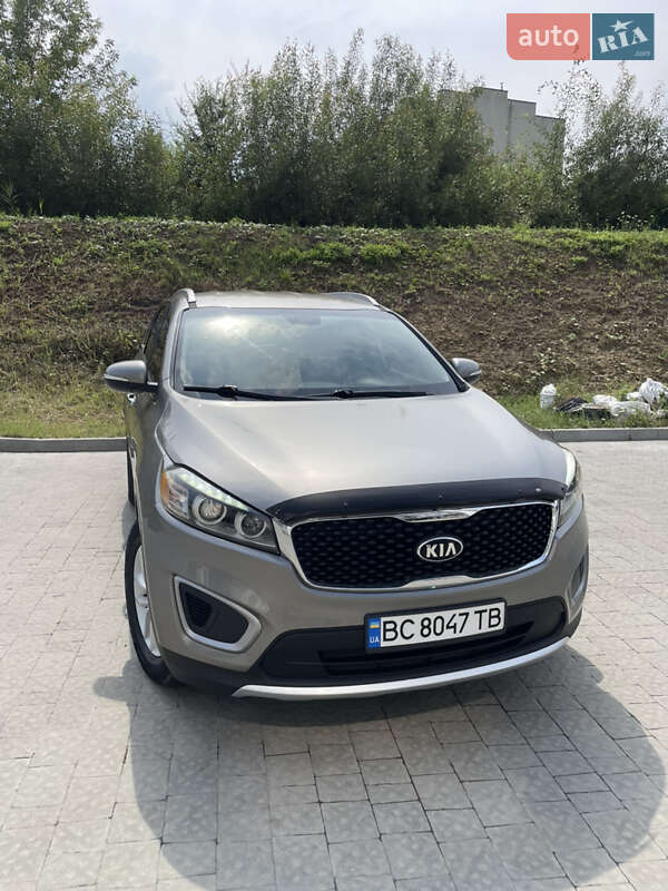 Внедорожник / Кроссовер Kia Sorento 2016 в 
