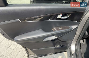 Внедорожник / Кроссовер Kia Sorento 2016 в 