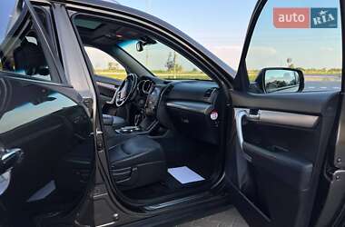 Внедорожник / Кроссовер Kia Sorento 2011 в 