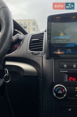 Внедорожник / Кроссовер Kia Sorento 2011 в 