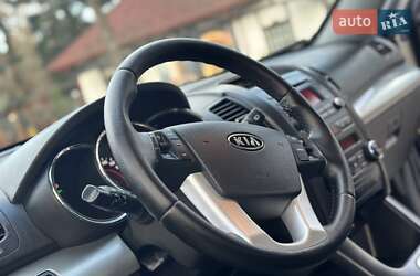 Позашляховик / Кросовер Kia Sorento 2011 в Дрогобичі