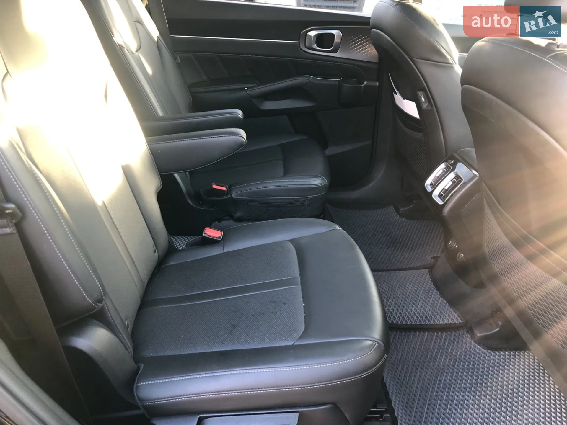 2021 Kia Sorento - мініатюра 25