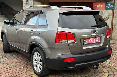 Позашляховик / Кросовер Kia Sorento 2010 в Надвірній