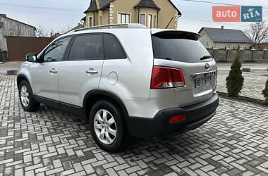 Внедорожник / Кроссовер Kia Sorento 2011 в Новоселице