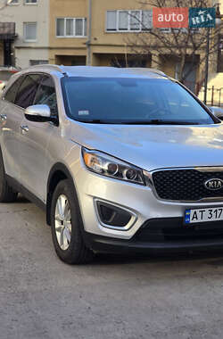 Позашляховик / Кросовер Kia Sorento 2017 в Івано-Франківську