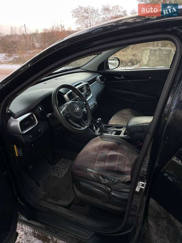 Внедорожник / Кроссовер Kia Sorento 2015 в Коростене