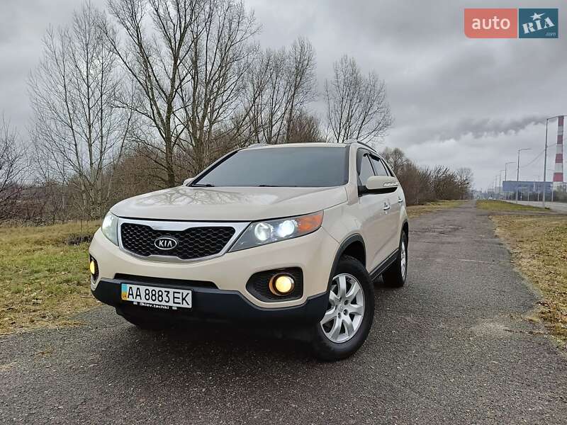 Внедорожник / Кроссовер Kia Sorento 2010 в Киеве