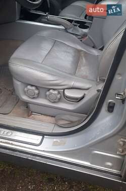 Внедорожник / Кроссовер Kia Sorento 2004 в 