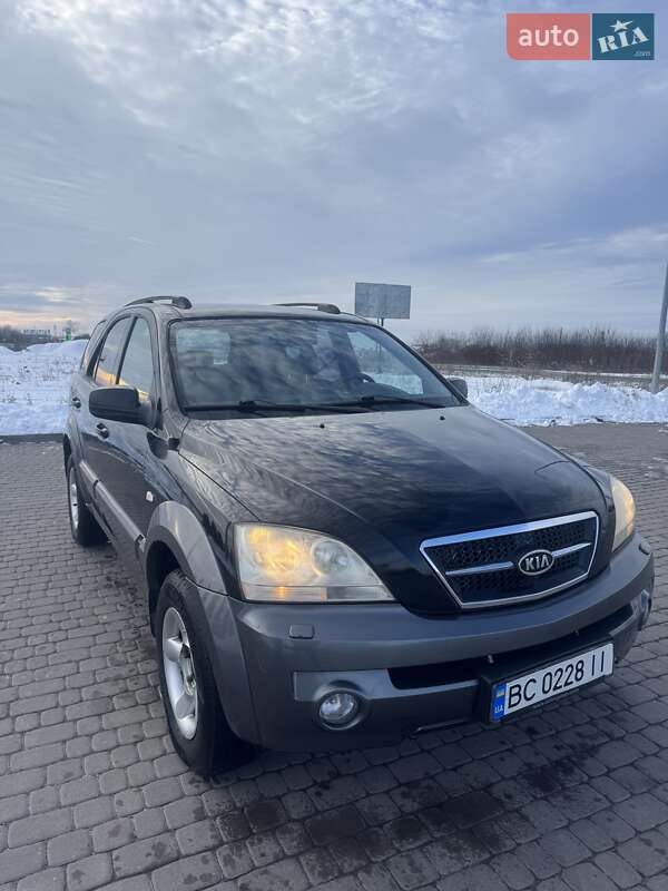 Внедорожник / Кроссовер Kia Sorento 2004 в Городке