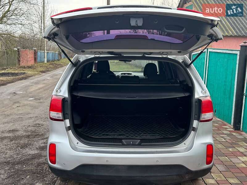 Внедорожник / Кроссовер Kia Sorento 2013 в Ромнах