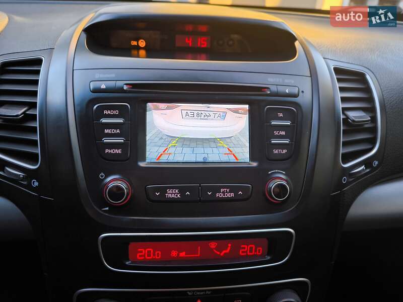 Внедорожник / Кроссовер Kia Sorento 2013 в Ивано-Франковске