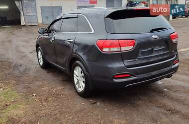 Позашляховик / Кросовер Kia Sorento 2017 в 