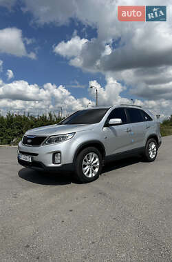 Позашляховик / Кросовер Kia Sorento 2012 в Івано-Франківську