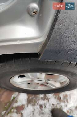 Внедорожник / Кроссовер Kia Sorento 2003 в 