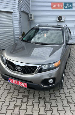 Внедорожник / Кроссовер Kia Sorento 2011 в Новоселице